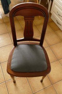 Lire la suite à propos de l’article Remplacer le cannage d&rsquo;une chaise